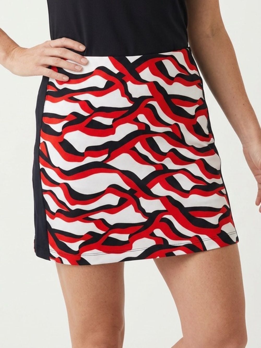 TAIL | NEW Red White Blue Deco Wave Angela 18” Golf Skort Women’s Size Large